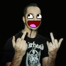 Daron mostrando la cara
