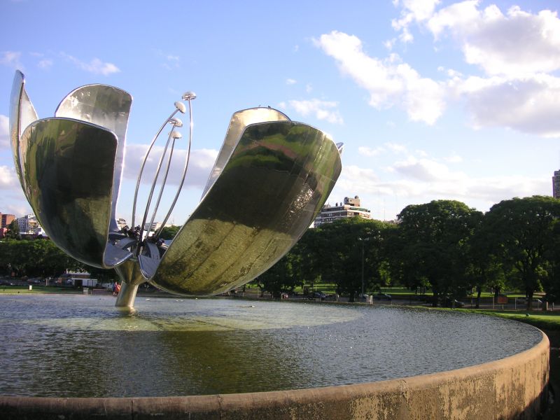 Archivo:FlorDeMetal.jpg