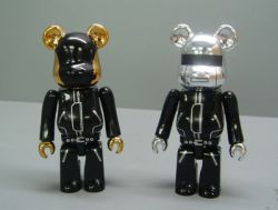 Daft Hands cuando no traen pantalon.