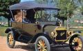 Un moderno auto